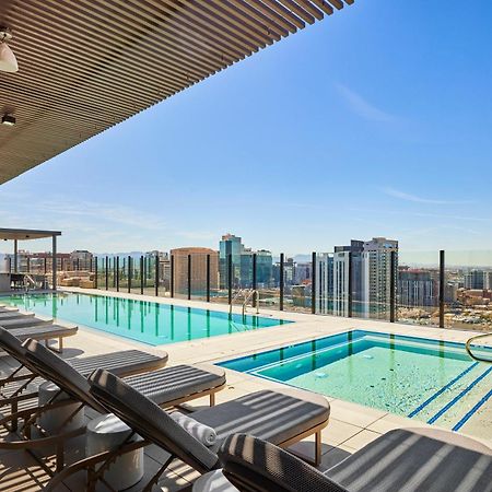 Global Luxury Suites At Downtown Феникс Экстерьер фото